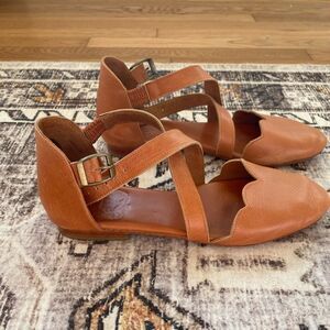 Handmade leather flats